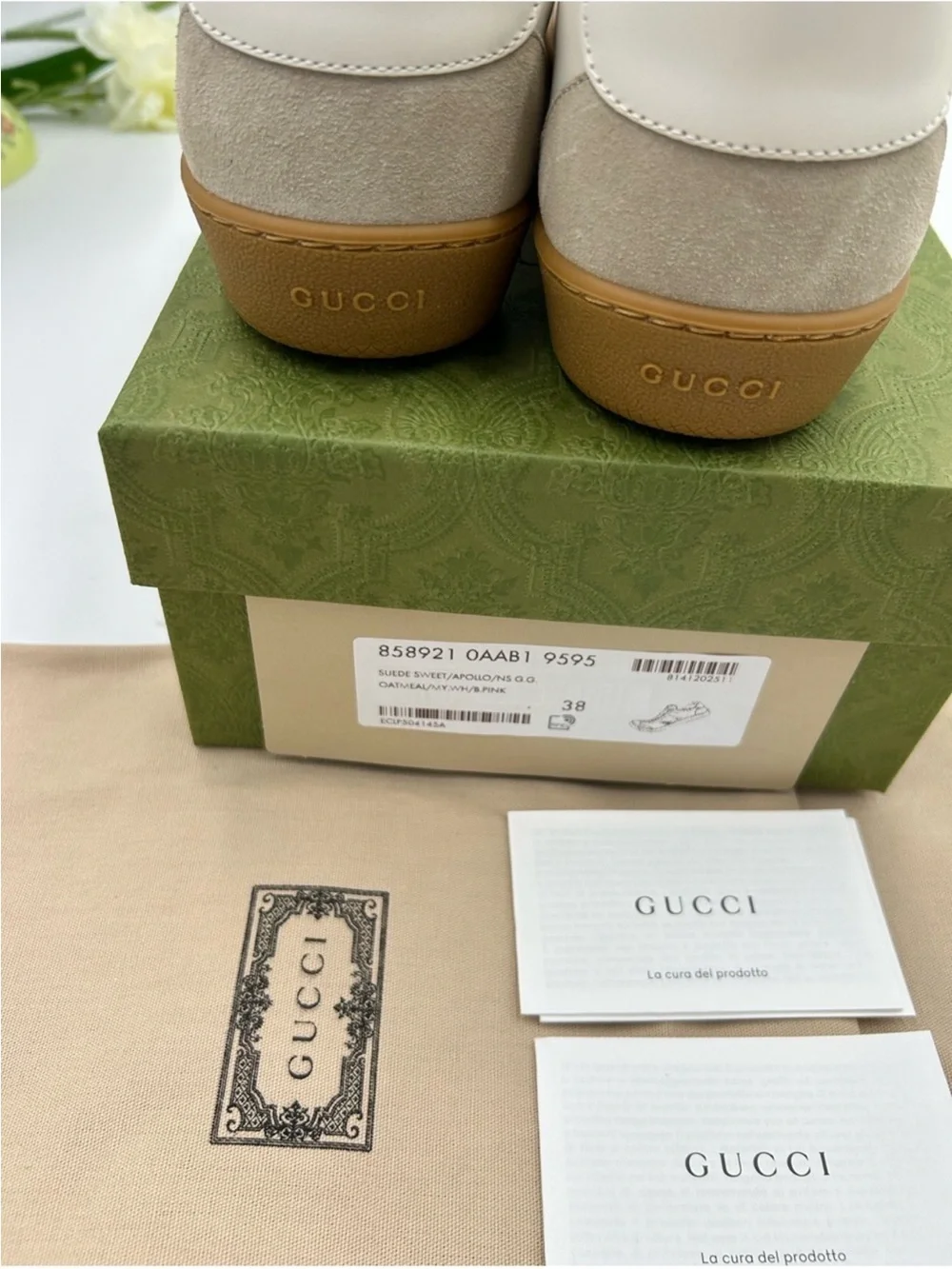Women’s Gucci G 74 leather/suede sneakers size 38 fits 38.5 made in Italy